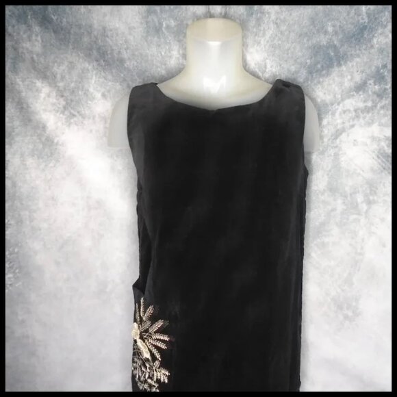 Black Velvet Dressy Shift, Dark Academia Vintage Jumper Dress Early 60s - Picture 9 of 16
